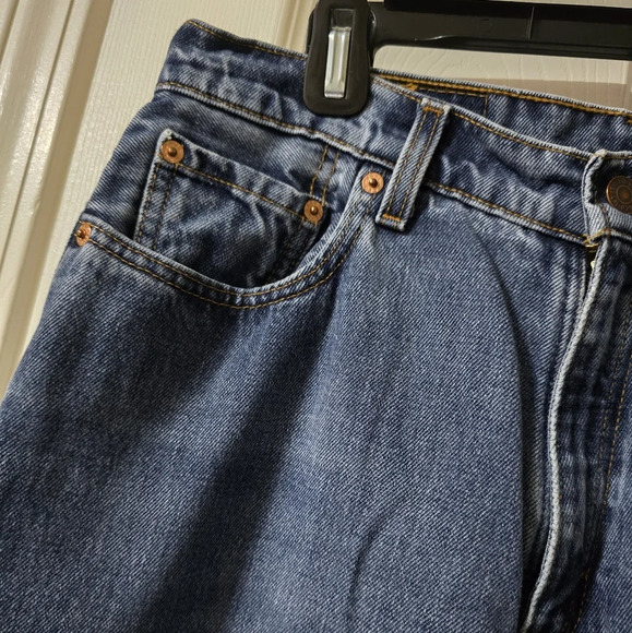 Vintage '96 Levi’s 561 Loose Fit Straight Leg Jeans, Medium Wash, Sz 12 w/ Flaws - Picture 4 of 13